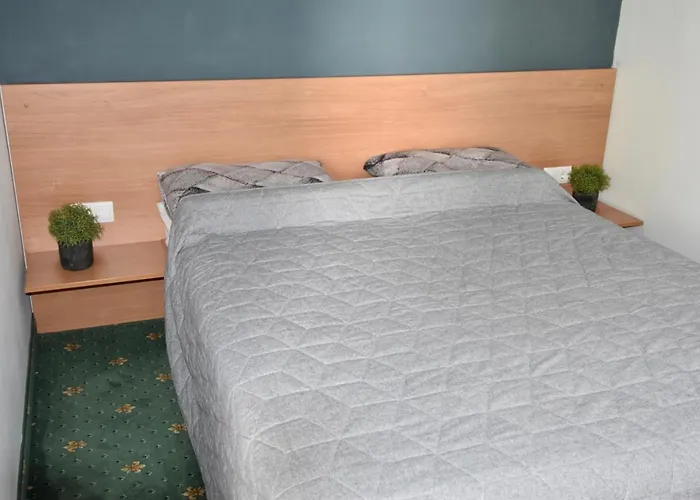 Yako - Center Apartman *